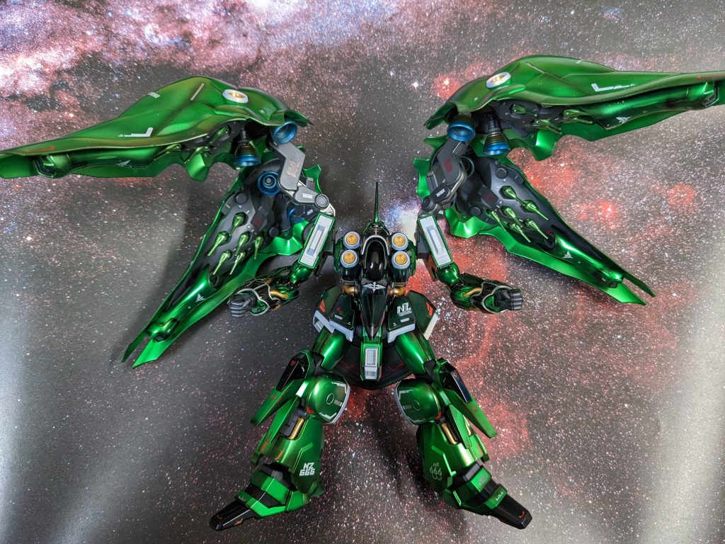 平手が欲しい。16種の塗料を駆使、メインのメタルとクリアグリーンの消費がパなく二瓶消えた。