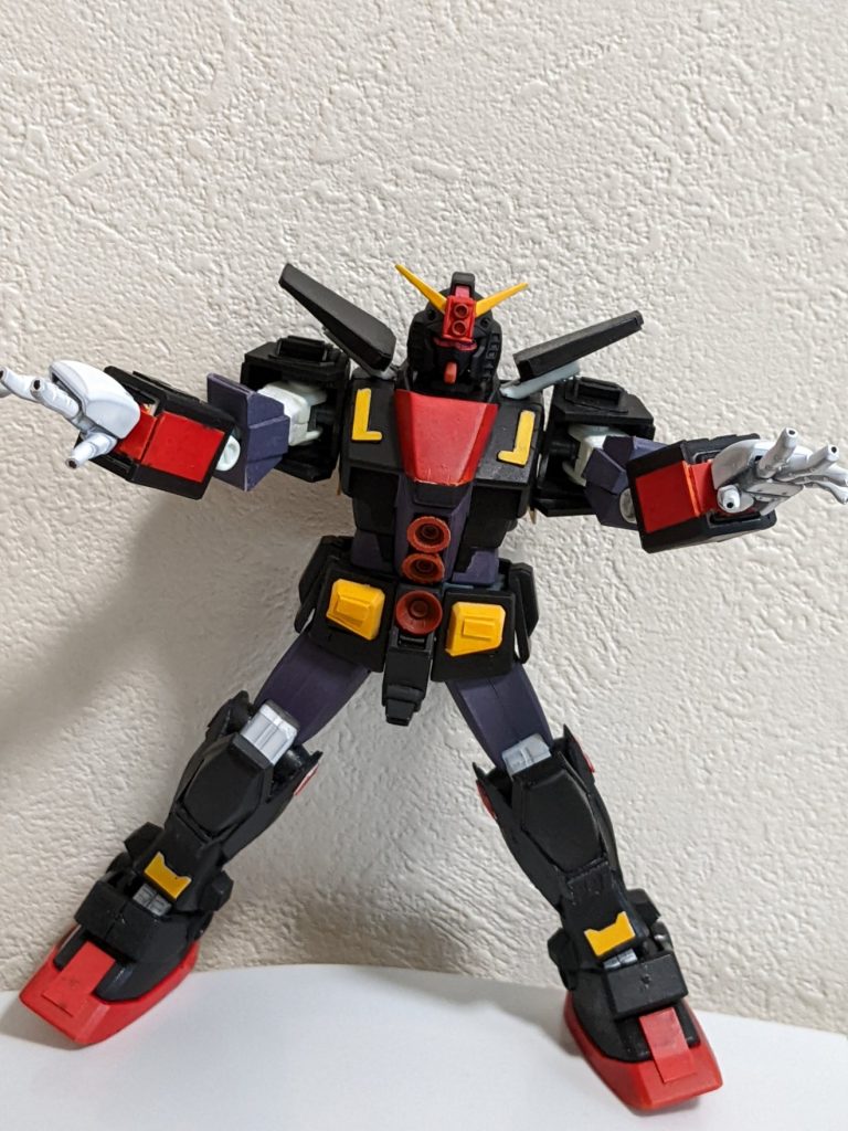 個人的なイメージですが如何にもなサイコガンダムの攻撃ポーズですね。