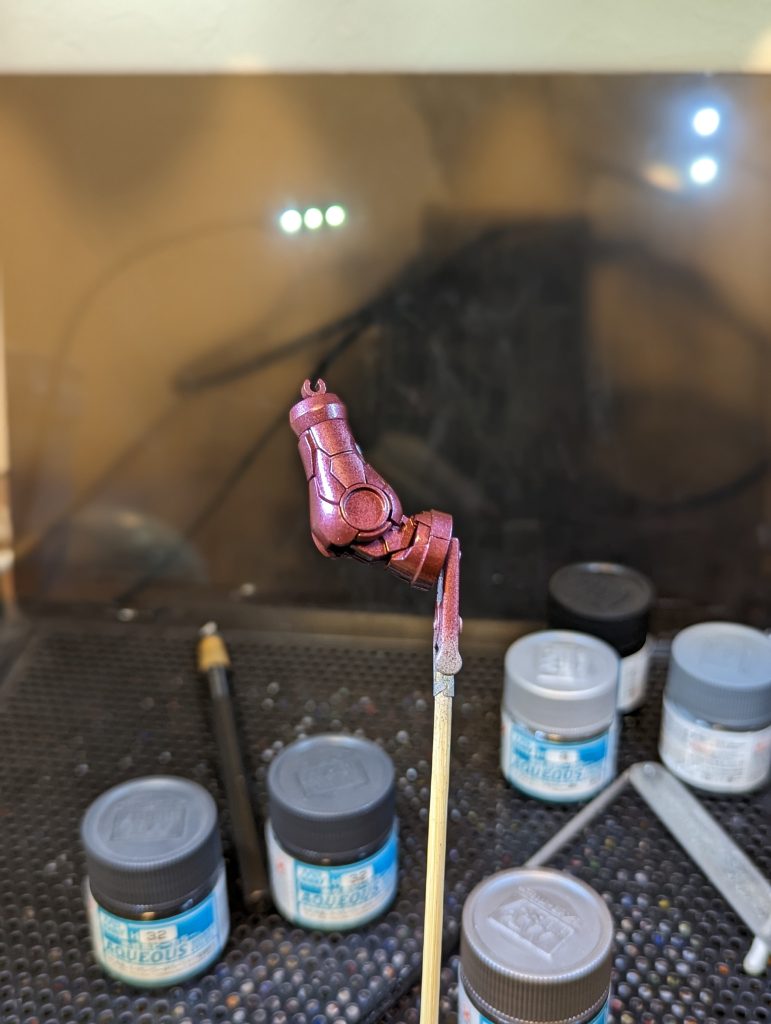 メタリックレッドに焼鉄色を混ぜてます