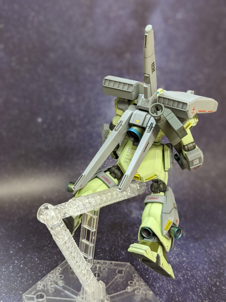 背部、腰部のデカールがEFFなのはご愛嬌で♪