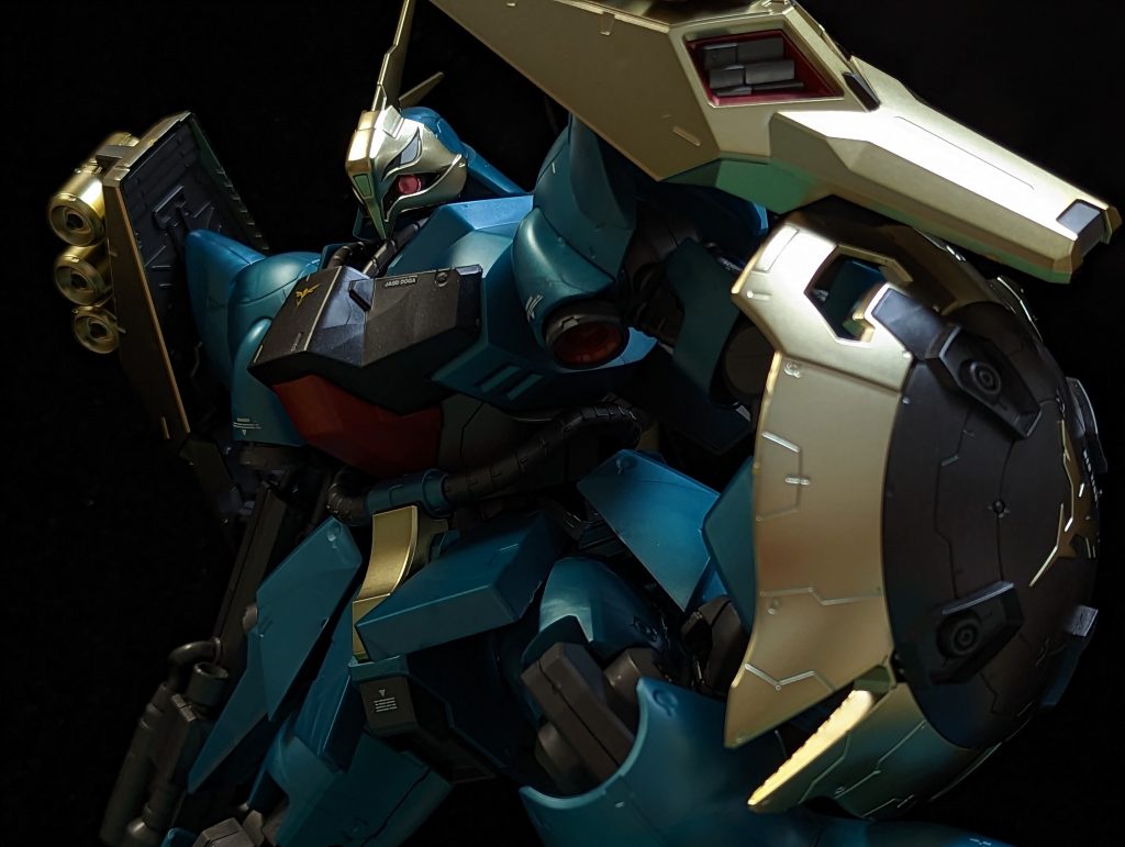 水転写デカールが付属しているので、各所にアクセントもつけられる。