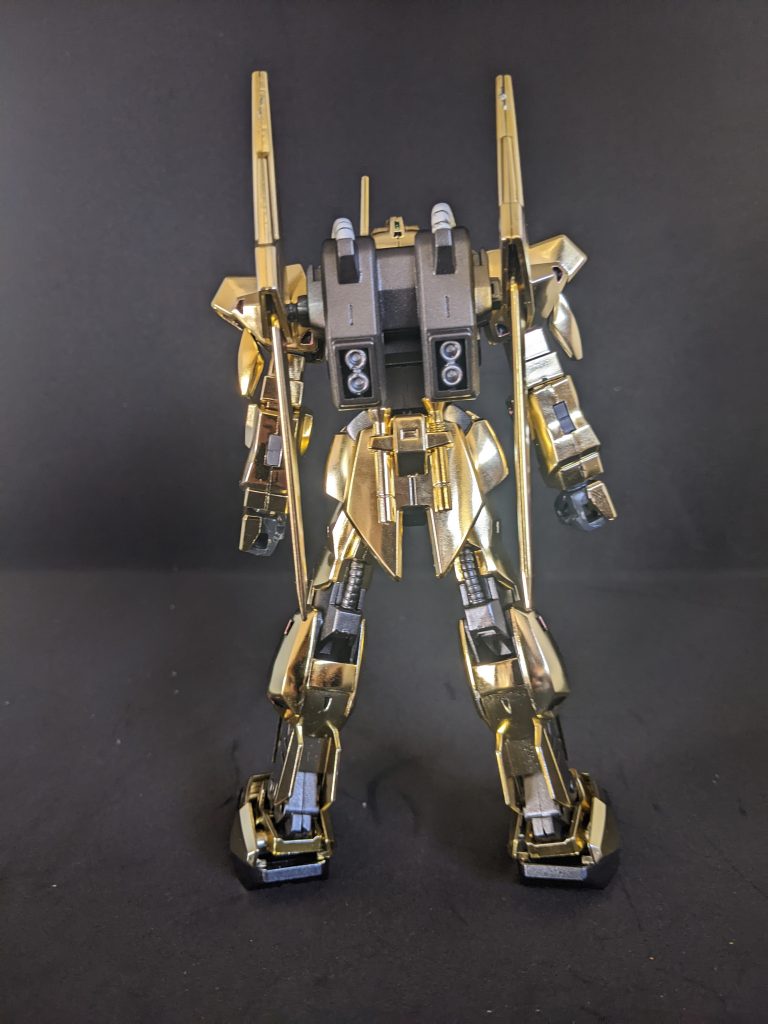 バックショット。膝関節の裏のケーブルは塗り忘れました💦