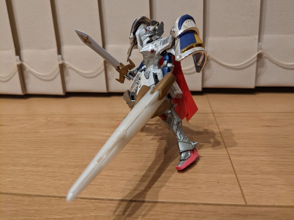 サイドショット。若干電磁ランスがデカい気もしますが、中世騎士の突撃槍と考えればこんなもんかな。とりあえず今回はこんなもので。ご覧いただきありがとうございました！次回はまとめて数体をアップする予定ですので、良ければまた見てください。