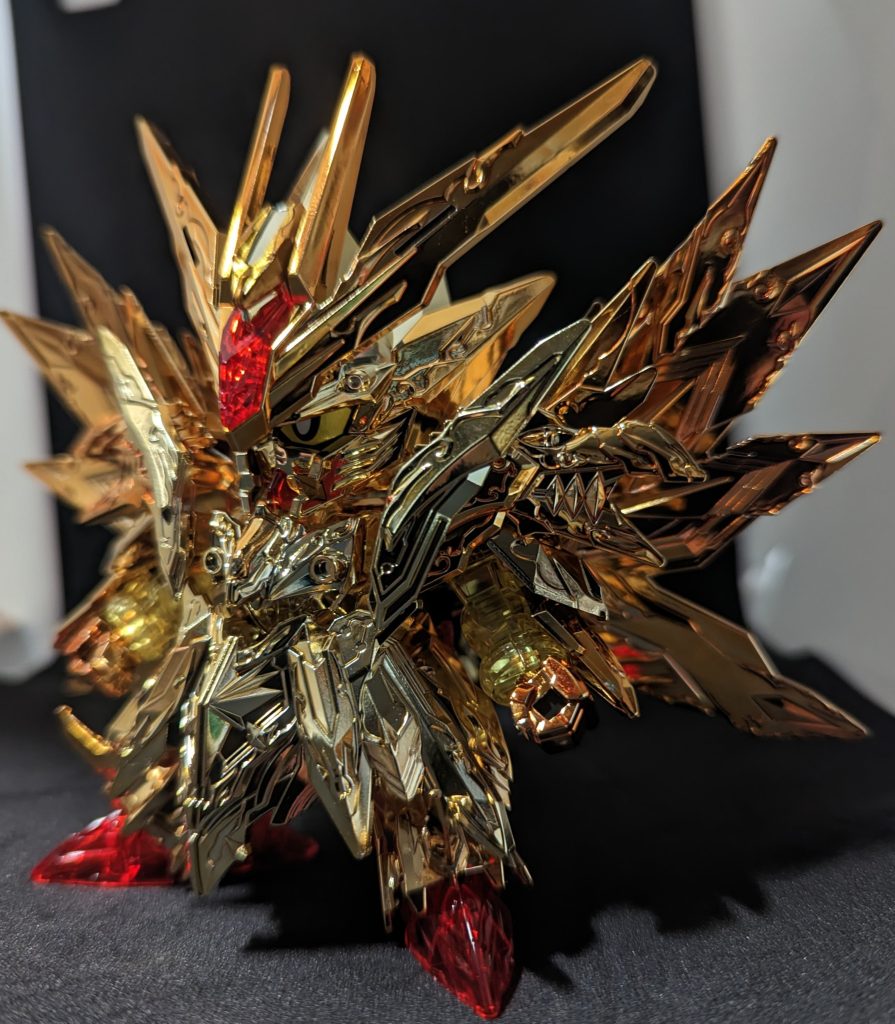 完全に素組みでメッキは業者さんに頼んでやって頂きました、正直私は何もやって無いのですがこのご時世にキラキラなスペドラ様を手に出来るとは実に感無量です。