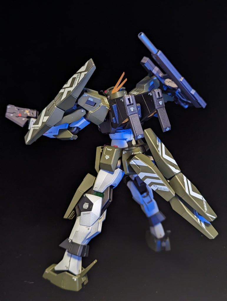 シールドビットのデカールが大変でした...。