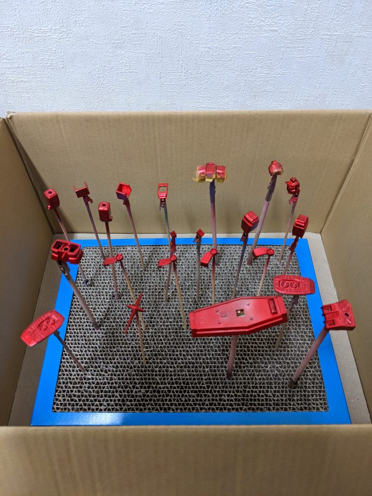 リンゴ飴🍎😁改修型エアリアル買えなかったので、次何作ろっかなぁ❓これに取り掛かる前に途中になってたのを仕上げるとしますか😁(何が来るかはお楽しみに😉)