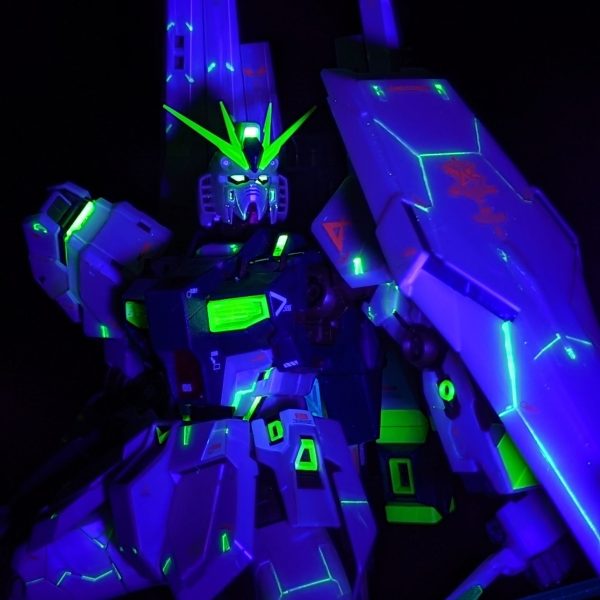 人の心の光〜福岡side-f限定サイコフレーム発動νガンダムに蛍光グリーンでスミ入れ