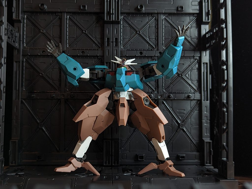 ああっ！手足が短い！武器がない！失敗だっ！