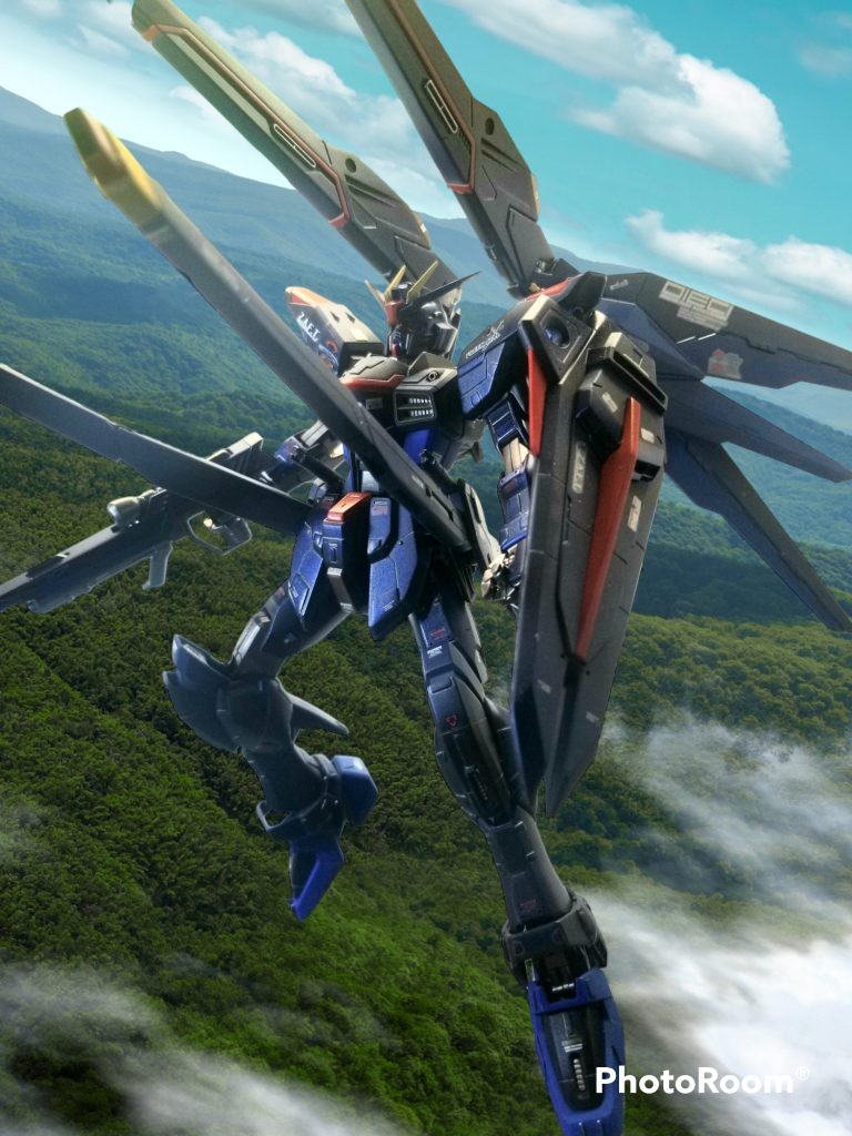 最後はやっぱりフルバースト形態。ん～、こうして見ると…あ、ティターンズカラーじゃんっ(笑)最後までご覧頂き、ありがとうございます。