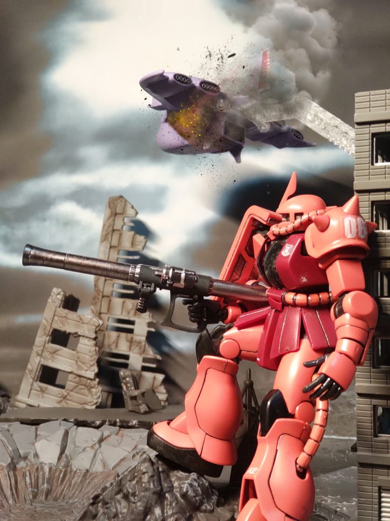 シャア「ガルマ…聞こえていたら、君の生まれの不幸を呪うといい」ガルマ「なにっ！不幸だと！？」シャア「君は良い友人だったが、君の父上がいけないのだよ…ハハハハハッ…」ガルマ「シャア……謀ったな！シャアッ！！」