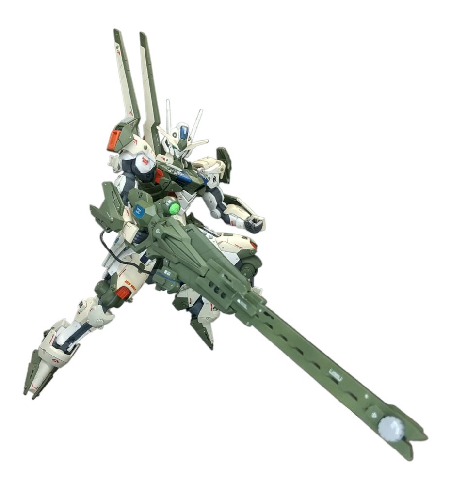 ロングバレル装着。本体からのエネルギー供給のため、ケーブルを接続。高出力のためバインダーを上げて放熱(光の翼は出ません）。最終テスト完了、出荷です。