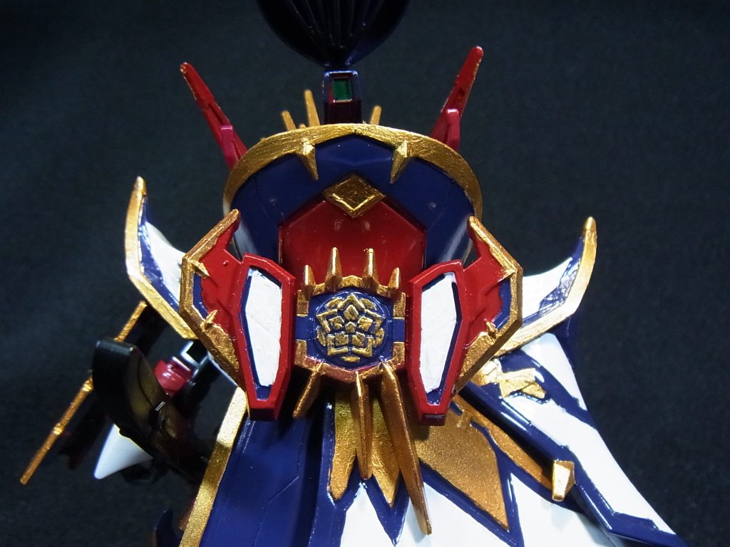 背中と兜の家紋が好きです。