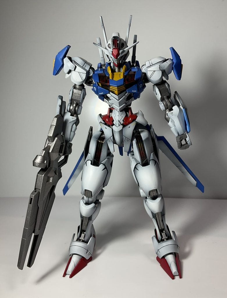 下腕と脛を1.5mm延長、お決まりの？股関節軸反転⇒隙間できたのでフロントアーマー延長、あと太ももを少し幅詰めしてます他はキットのままです