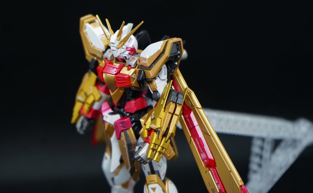 見下ろし視点。金色の色味の差が少し見やすいかと思います。