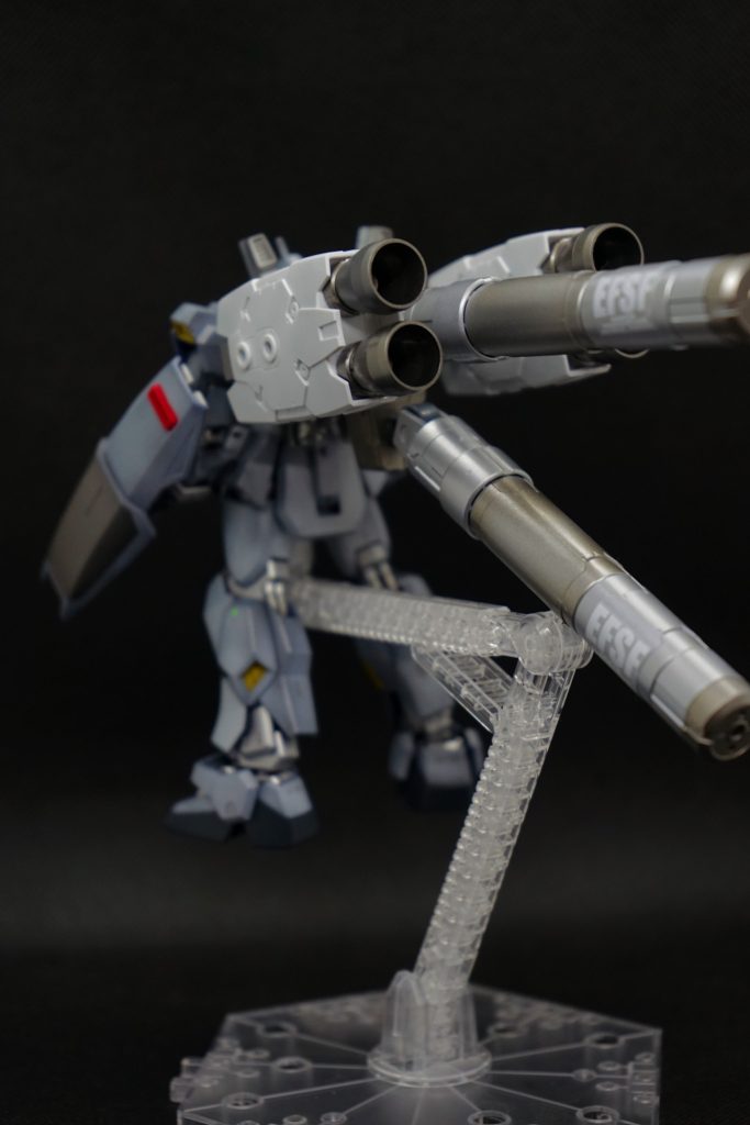 逆側面カットEFSFシールは、以前作成したTBフルアーマーガンダムのシールを使っています。