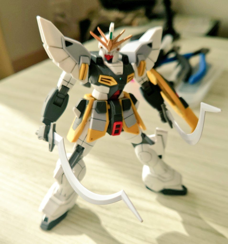 ガンダムサンドロック–3枚目/制作者：ガンダム社会人