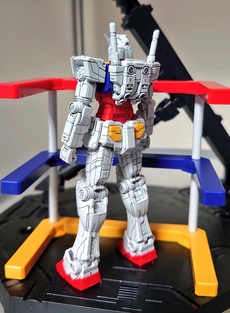 1/200 RX-78 F00 ガンダム–3枚目/制作者：KeinyBox