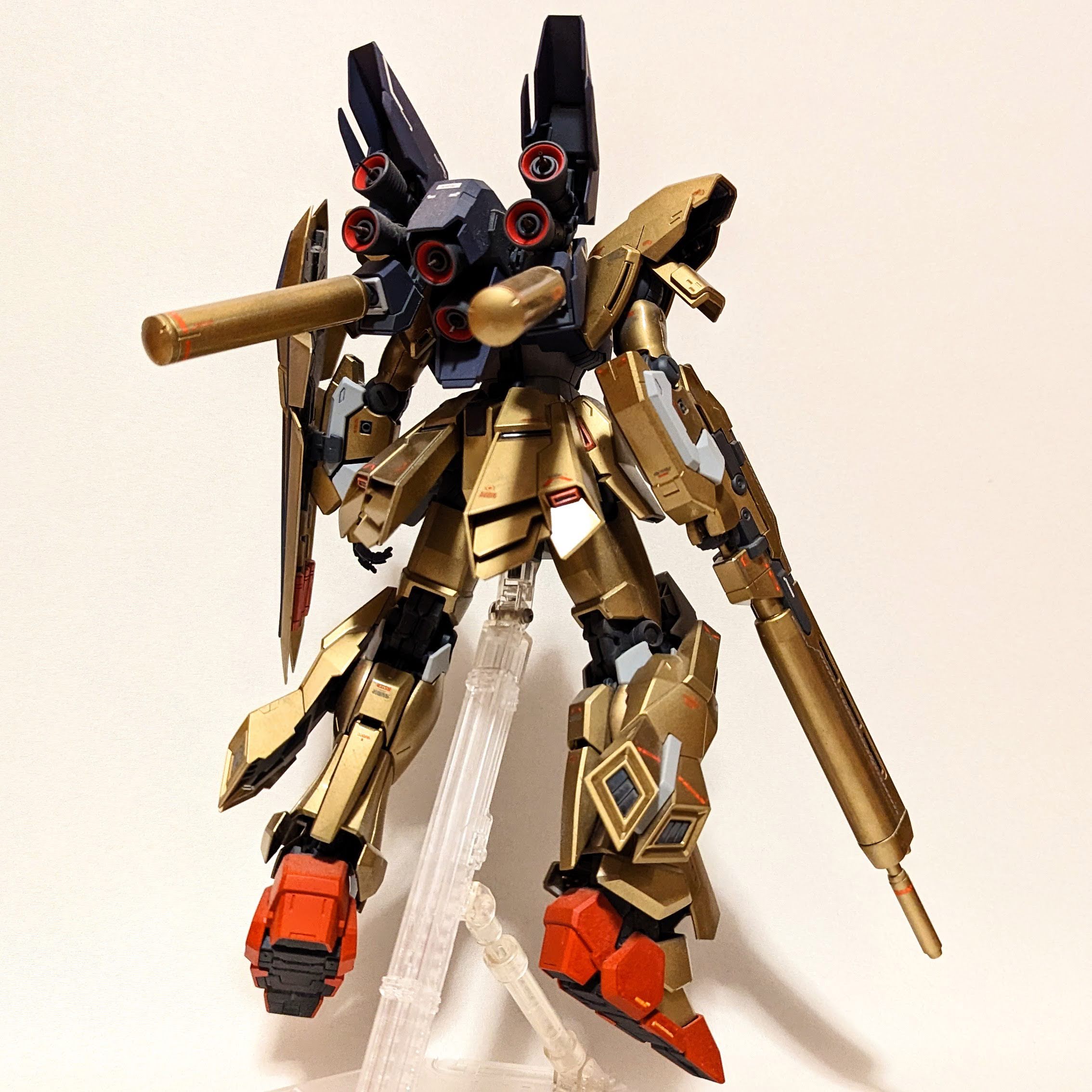 MG 1/100 MSN-06S シナンジュ・スタイン Ver.Ka｜ands.plastic+さんの 