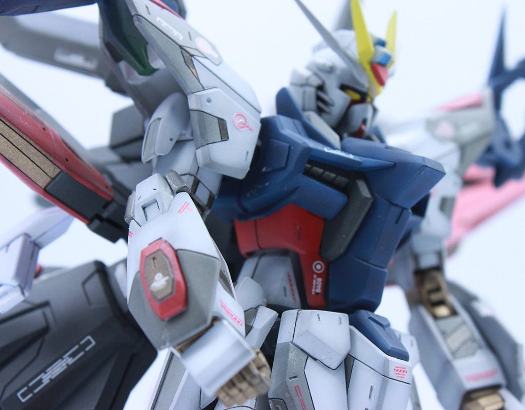 アームのアップhttps://hodoyoshilife.com/perfect-strike-freedom/