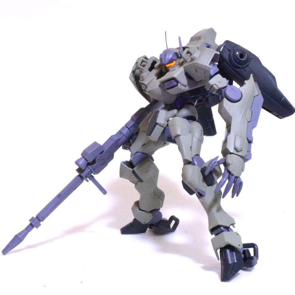 ・地球寮の子でも間合いがとれるように腕の延長 ・信頼と実績のニカ姉チューンのミラソウル社製フライトユニット・デミトレチュチュ機のパーツ再利用 ・レギュレーションぎりぎりでアンテナを折られづらい位置へ移動