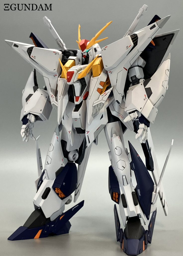 ヘッドアンテナはランナー切り出し延長、ボディのアンテナは真鍮線と瞬着パテで延長及びエッジ出しです