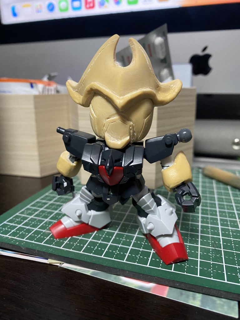 頭部は2〜3日で作りました。