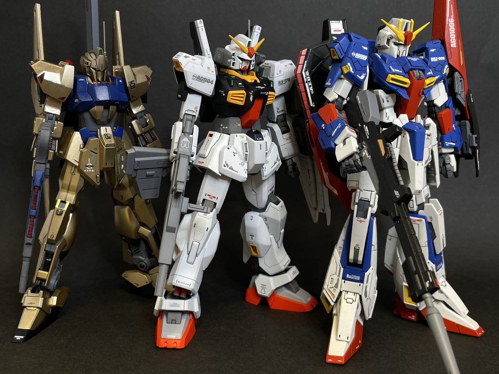 現在使用している撮影ブースでは三体同時撮影は苦しいです大物も撮影したいので、近く改善してみようと思っております