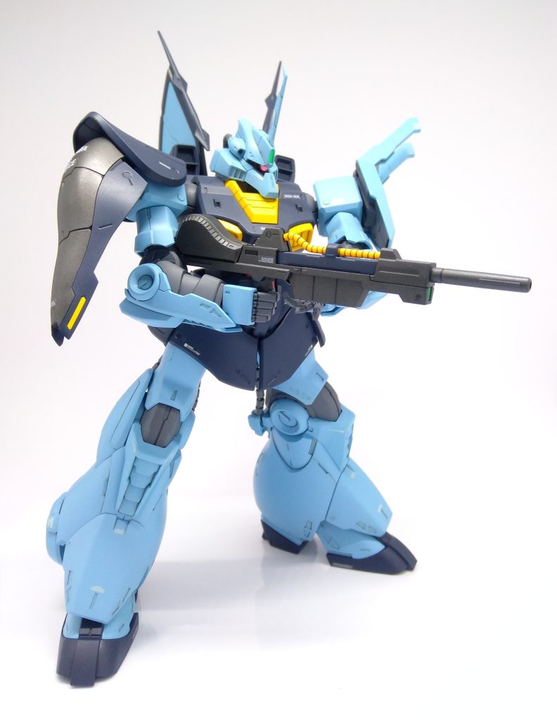 ディジェは旧キットのイメージが強いので水色で塗ってます。旧キットのパケ絵風にポーズ！