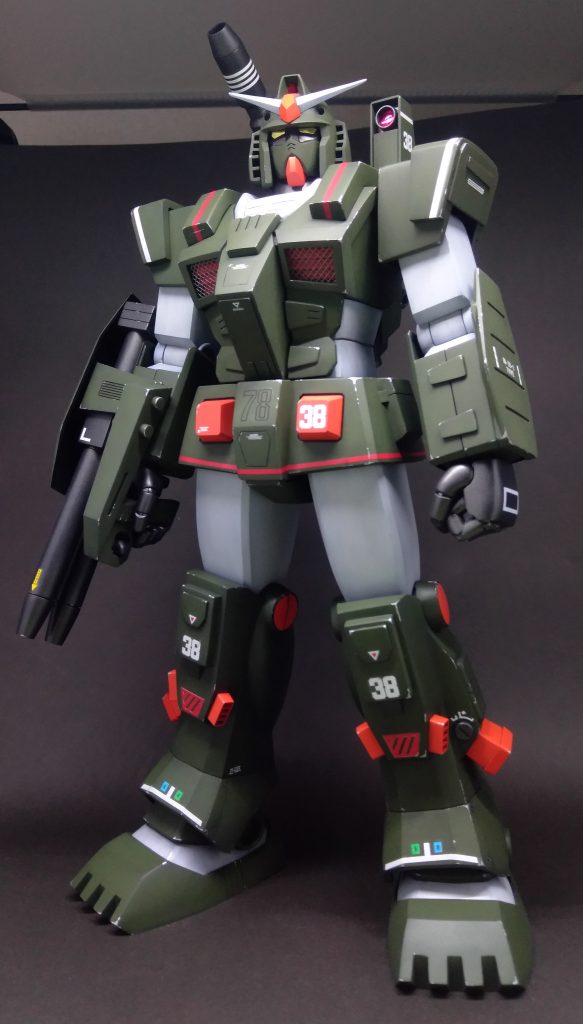 全身ですが、デカすぎて撮影ブースに収まりません･･･。