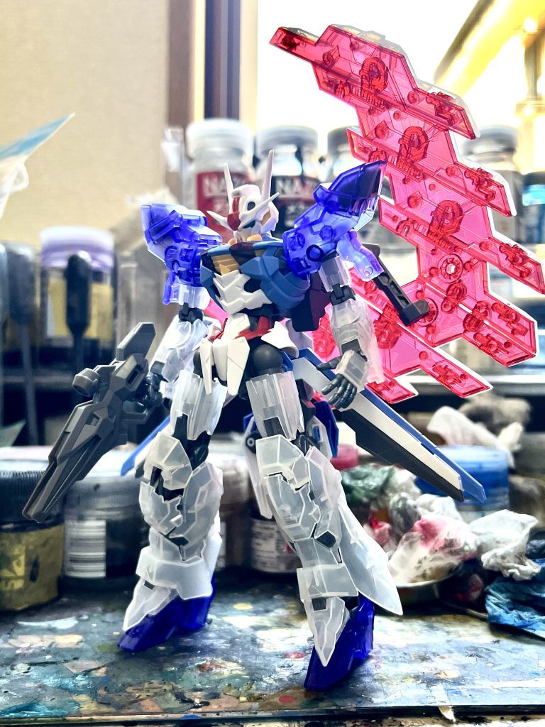 サイコプレートを装備した姿。本当はサイコプレートを飛ばしてバトオペのカウンターを再現したかったのですが、自重に負けて飛ばせなかったので断念しました。