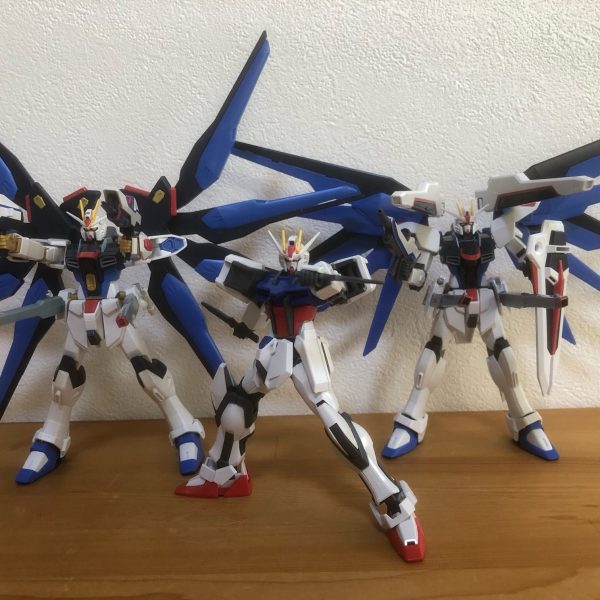 キラ機三体揃い踏み