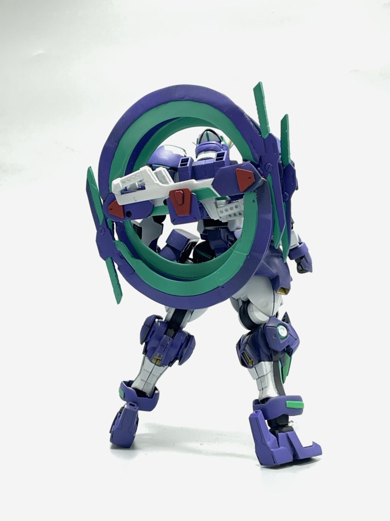 後ろです!Sリングはコトブキヤのライブアックス+ユーゴーの円月刀です!イメージ通り作れて満足です!