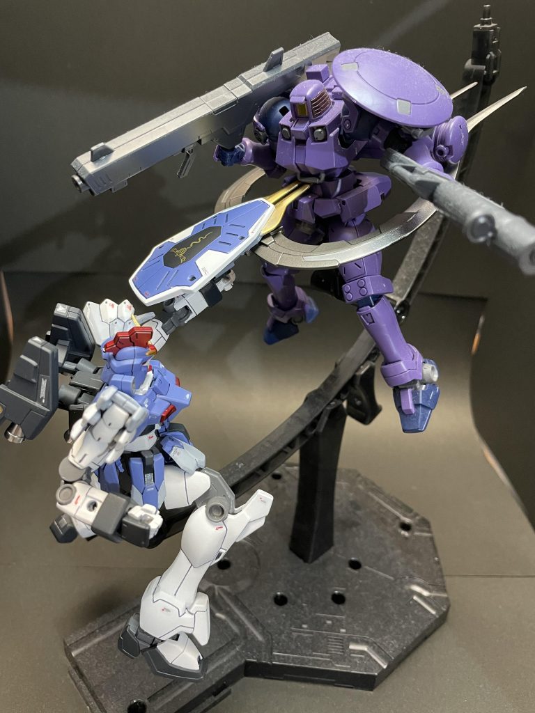 劇中では使用してないですが、クロスクラッシャーもできます