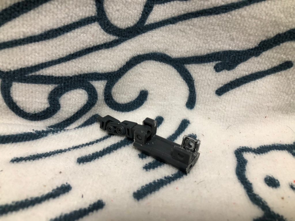 コトブキのパーツとバトルアームズのパーツを組み合わせこのようにすることで