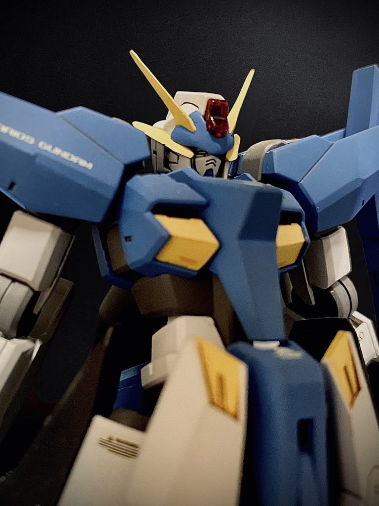 顔はよく見えません。今ならもうちょっと見えるように改修したでしょうポイントです。