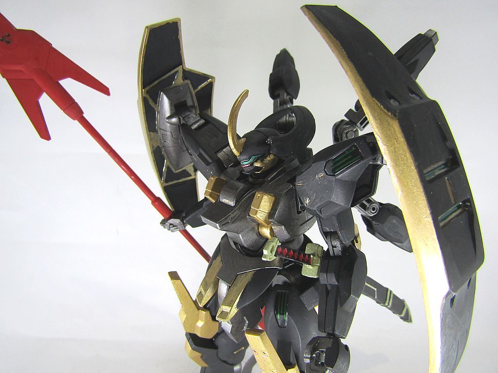 SAMURAIなので槍です。日本一兵(ヒノモトイチノツワモノ)の字(アザナ)を継承しているという設定です。