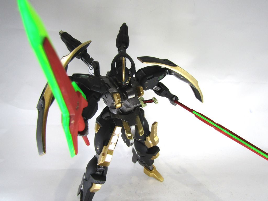 さらにインファイトしても良いように分離可能。