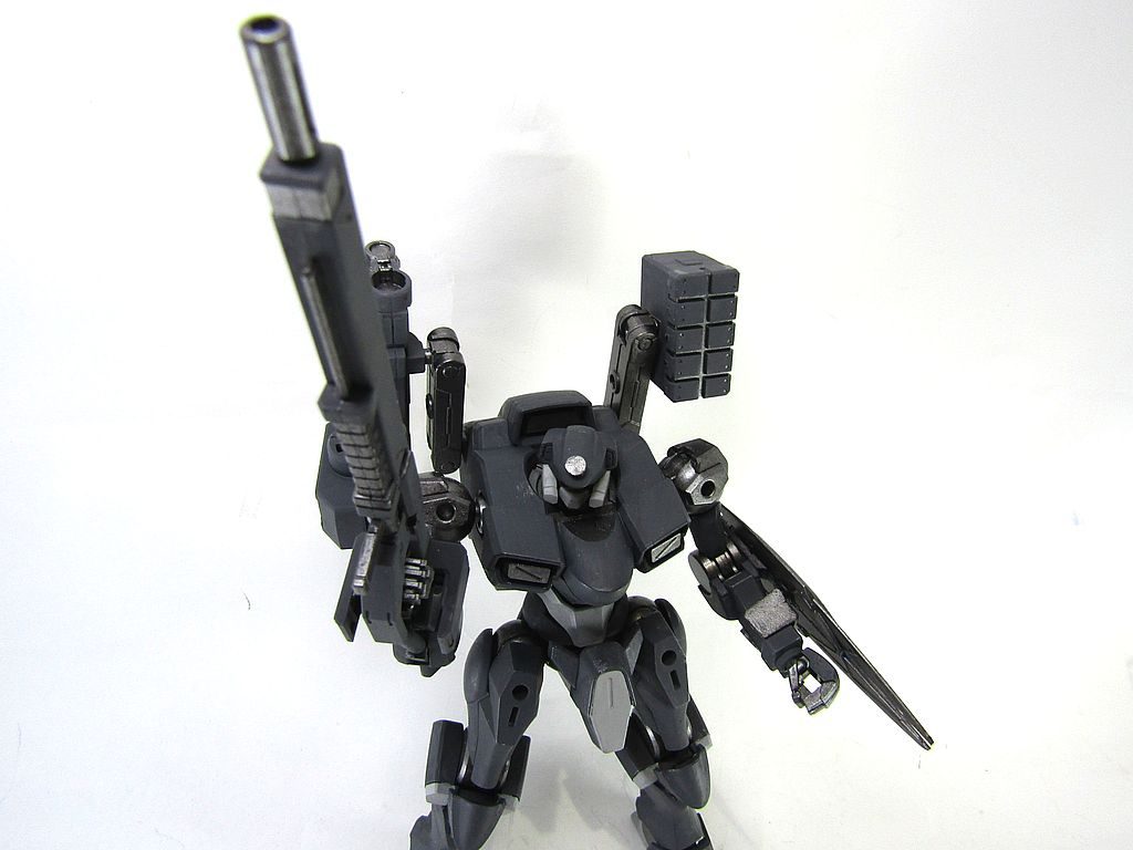 都市部の上空、高高度からの強襲で目標を破壊するイメージです。作戦エリアから出なければ、どれほど高高度からの着地でも壊れません。(;^_^A