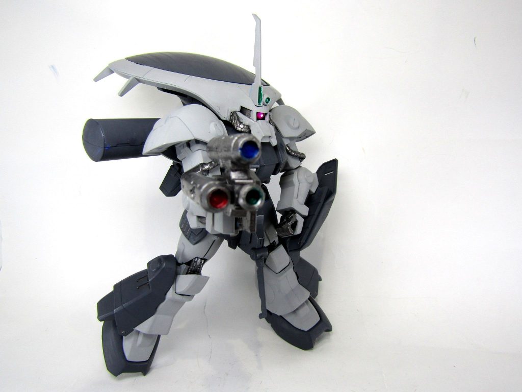 複合型光学センサーの塊という設定です。30MMオプションパーツセット２のパーツで作りました。気分はマクロス２の神崎ヒビキ。(;^_^A