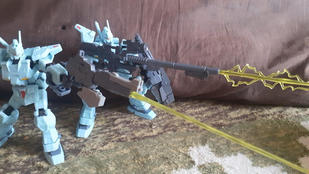 突破しても2人のシューターに後ろから狙われます、エコールの生徒は彼らが守ります