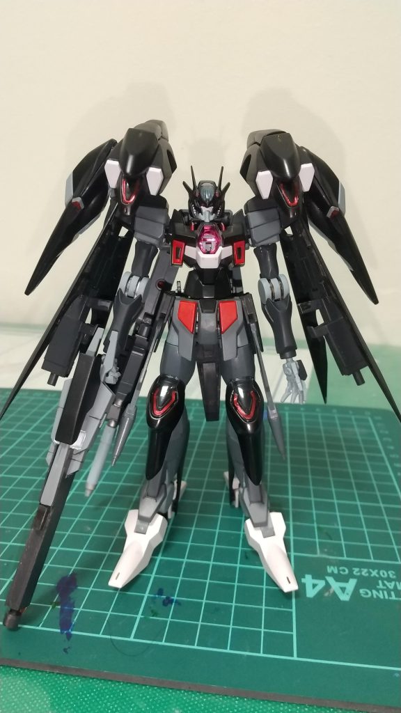 正面からファラクト要素は腕、足先、肩、膝となります  