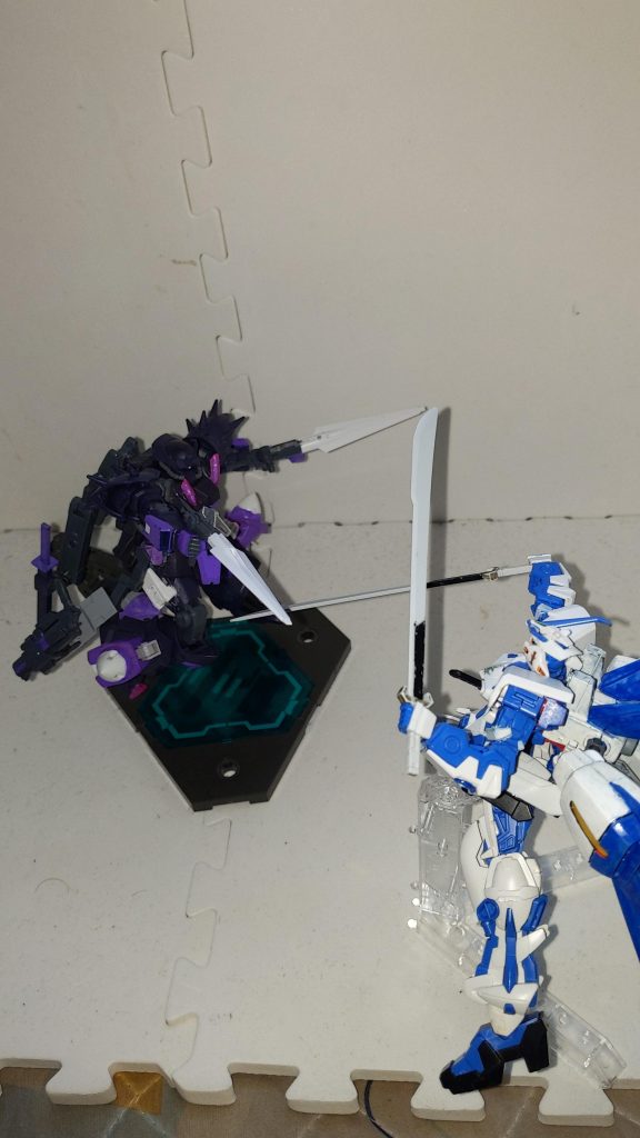 雰囲気ブンドドシグレ・コウスケ「行くぞ我が息子よ!!」シグレ・ソウスケ「上等だ………この積みプラクソ親父!!!」