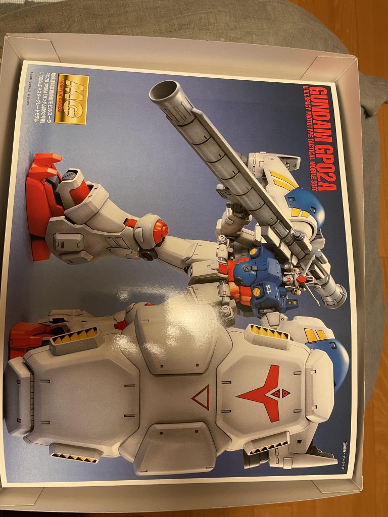 この時代のMGは、内蓋風に、完成状態の写真が入っていましたね今は見かけないような気がしますMGってこういう特別感がいいなと思うわけです