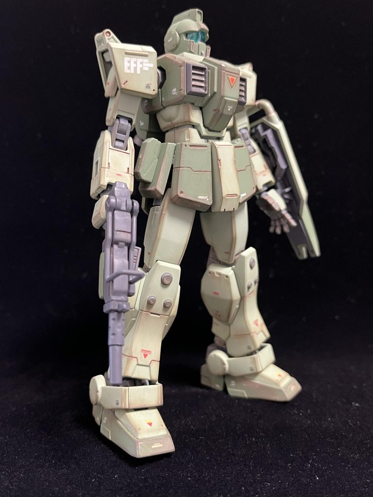 ウェザリングはウェザリングマスターのマッドを使用後にスノーを部分乗せして、水アカと泥汚れのごちゃ混ぜ感を出してみました。墨入れはコピックライナーの茶色とリアルタッチマーカーの茶色の半々な感じです。