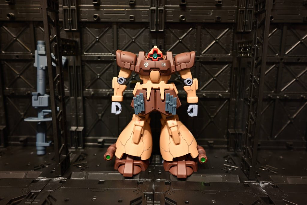 砂漠仕様のカラーリング、渋いですね😆