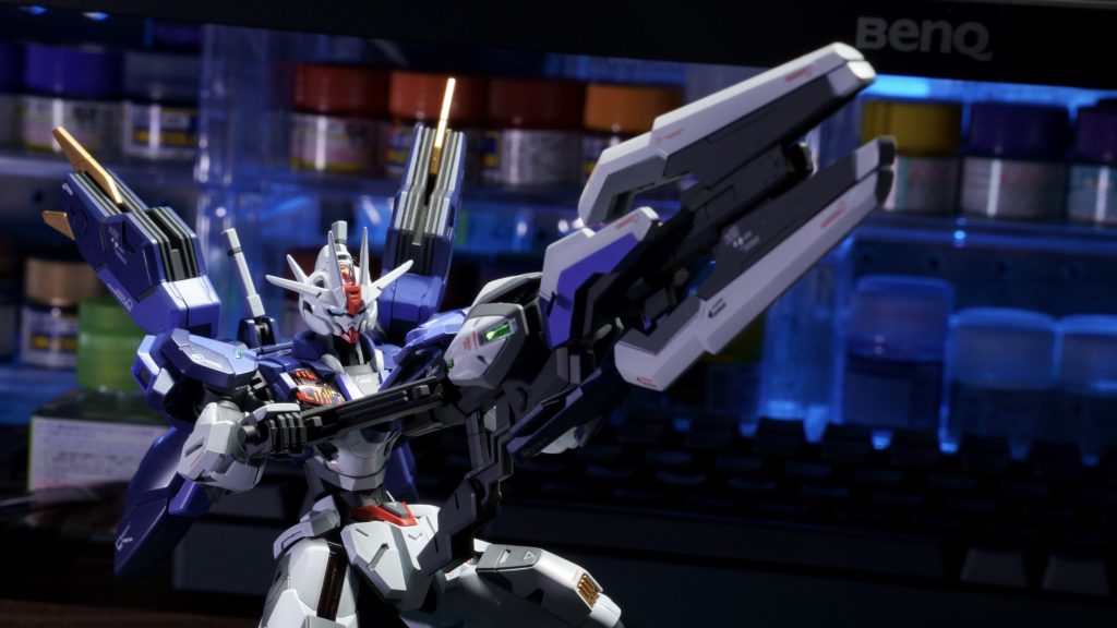 大型武装はデスク上でも映えますなぁ🎶