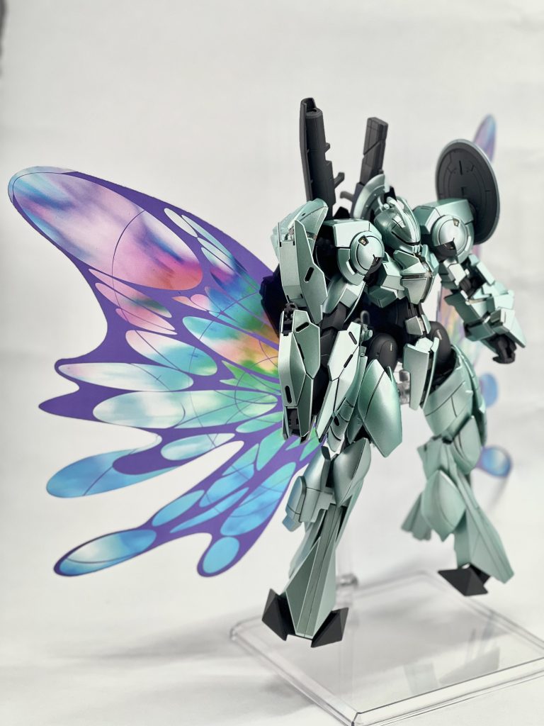 Twitterでの模型企画の為に構想から製作まで3週間以内で仕上げましたが、組んでから20年近く放置してたターンXをしっかり蘇らせる事が出来ました。製作しながらあらためてシドミードさんのデザインの凄さに「勝手にアレンジしていいのか…」と思うところがありましたが、満足いく仕上がりになりました。ここまで見てくださりありがとうございます!