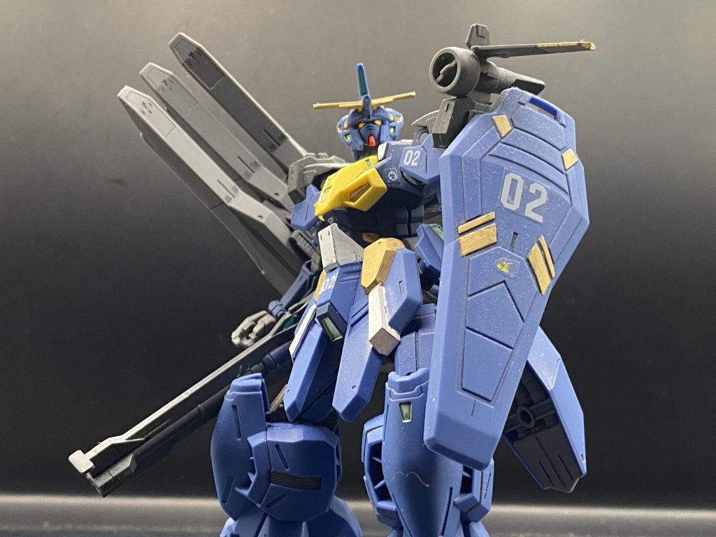 ビームキャノンは持ち手が回転するのでポージングの幅は広いです