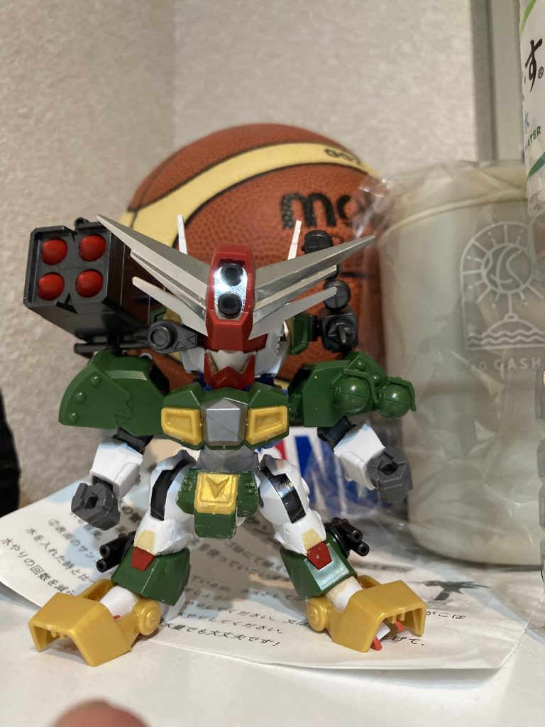 武装が多くてボリューミーになりがちですがエアリアルのスッキリしたフォルムを潰さずに出来たかと。