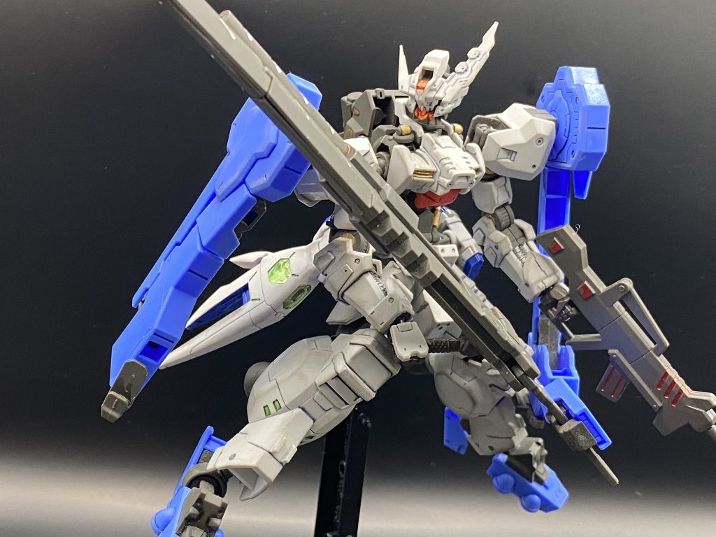 そしてバスタードチョッパーとデモリッションナイフを組み合わせてサンライズ立ち、様になります